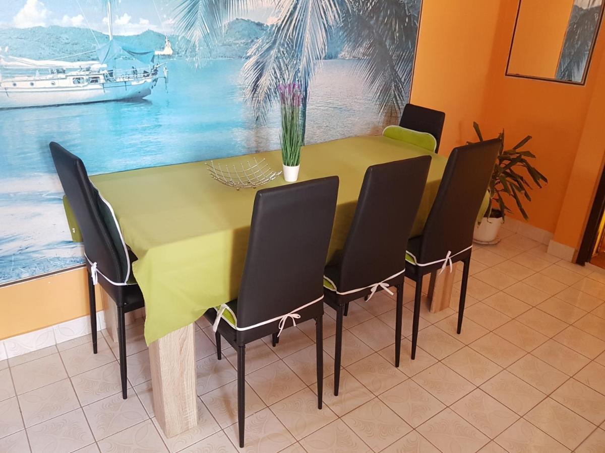 Hoffman Apartment Balatonszarszo Kültér fotó