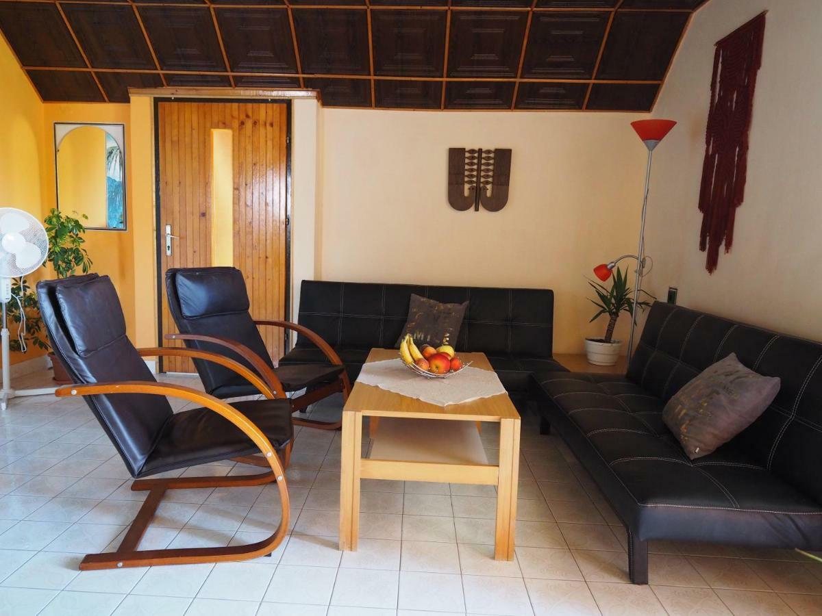 Hoffman Apartment Balatonszarszo Kültér fotó